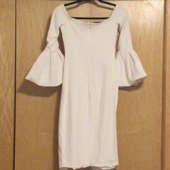 Alexis Nirvana Off-the-Shoulder Sheath Dress - Picture 6 of 10